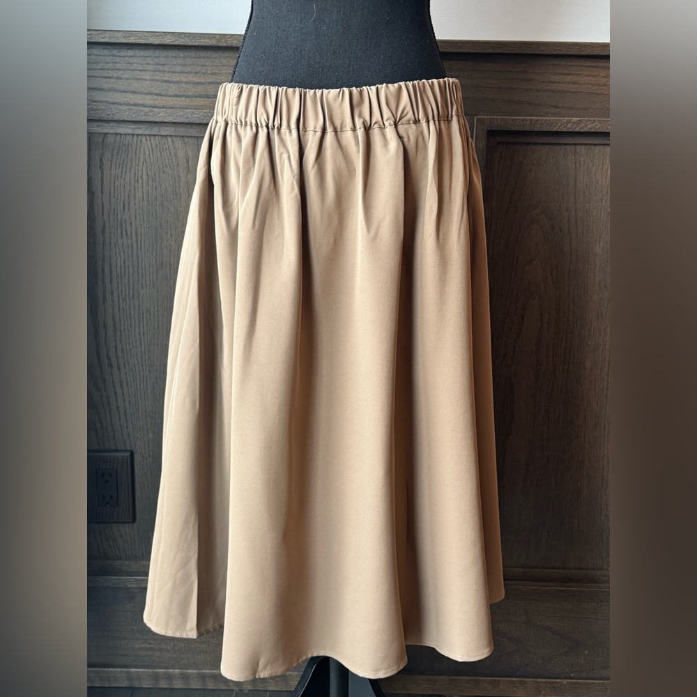 Urban Coco Elegant khaki Tan A-Line Women's Skirt NWT XL - Picture 3 of 6